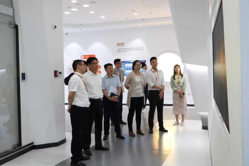 ��̽�˲��������� | ɽ������ѧԺУ����ͬ��һ���߷ý�������