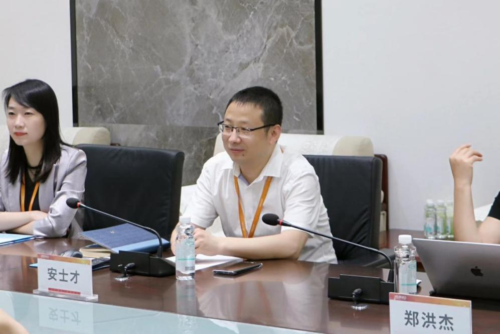 ��̽�˲��������� | ɽ������ѧԺУ����ͬ��һ���߷ý�������