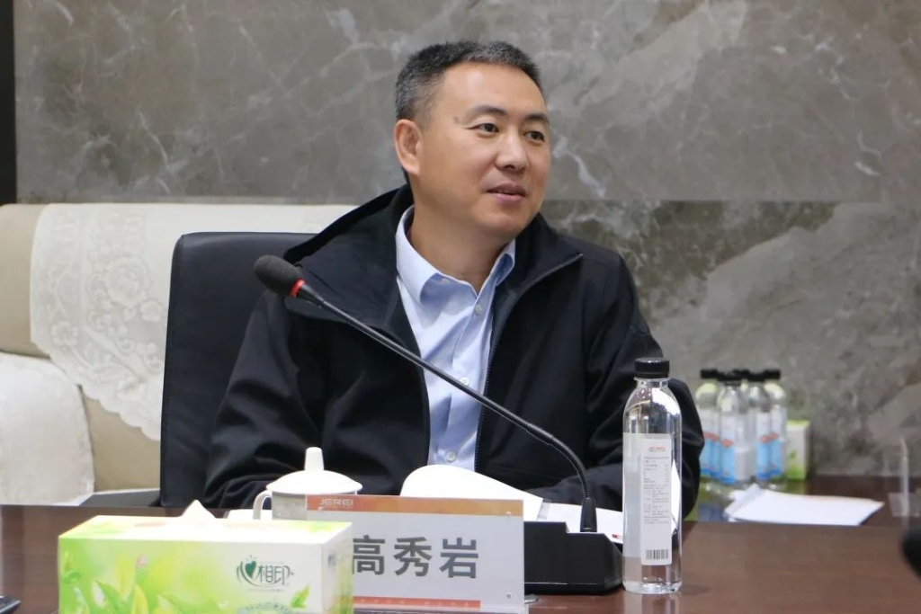 ���ǻ�����Բ�����ͬ�Ļ㡱�״�ר�����ֻ�ڽ������־���