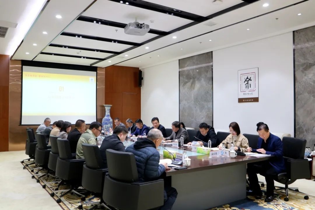 ���ǻ�����Բ�����ͬ�Ļ㡱�״�ר�����ֻ�ڽ������־���