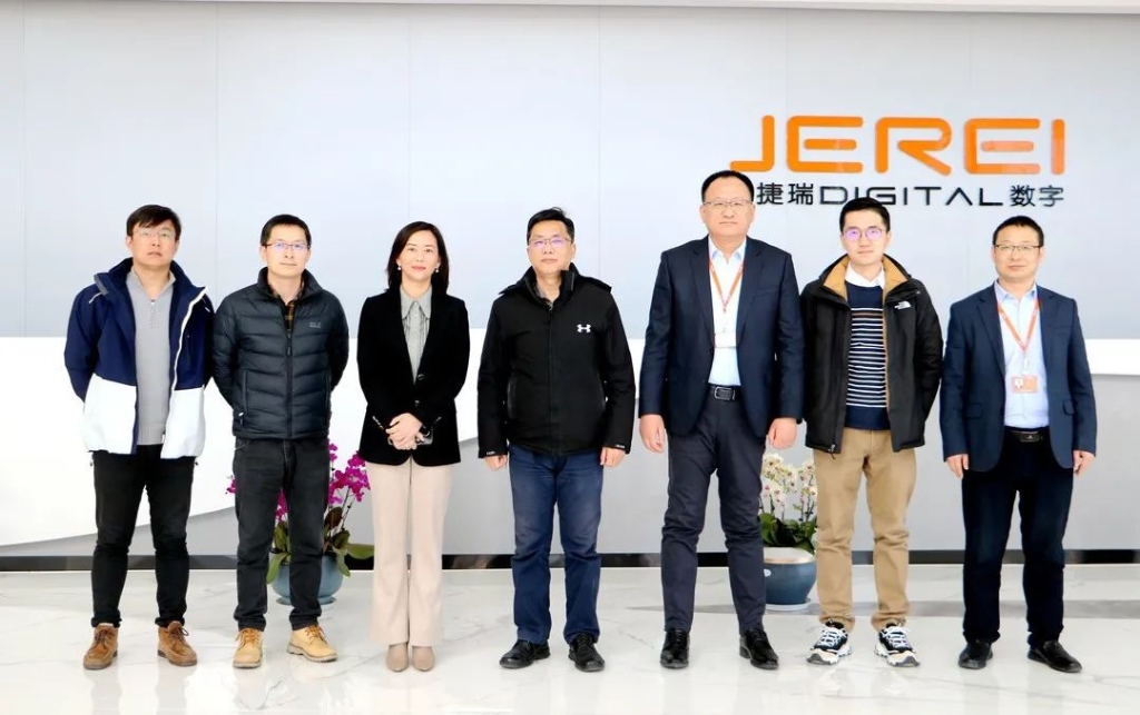 �Ϻ����������ɷ����޹�˾�о���������ɭһ�е��������ֲι۵���